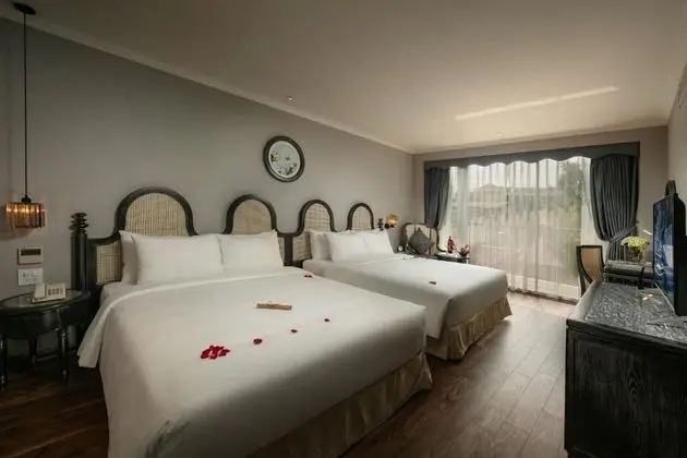 Shining Central Hotel & Spa - Oda