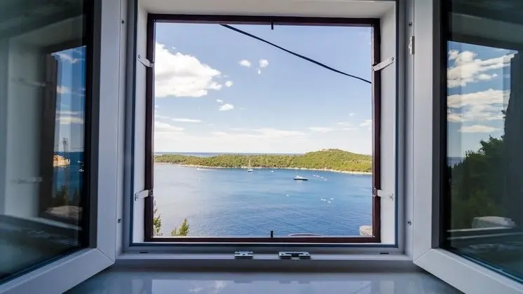 Shining Star Apartments