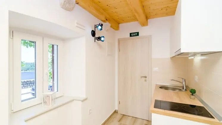 Shining Star Apartments - Mutfak