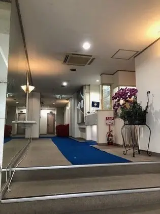 Shinjuku East Hotel - Lobi