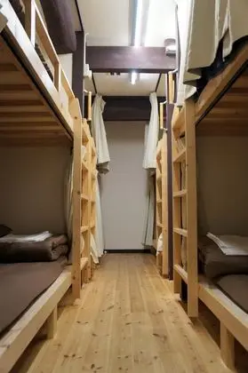 Shiori An - Hostel - Oda