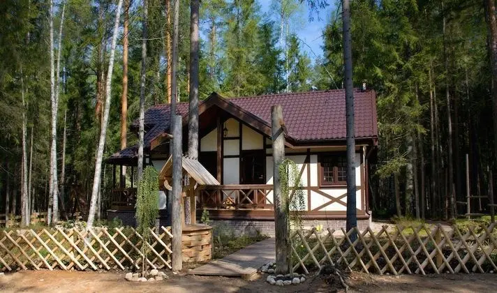 Shishki na Lampushke - Bavarsky Khutor