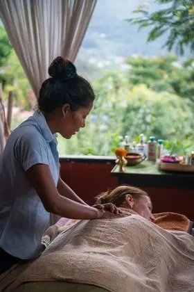 Shivapuri Heights Cottages - Spa
