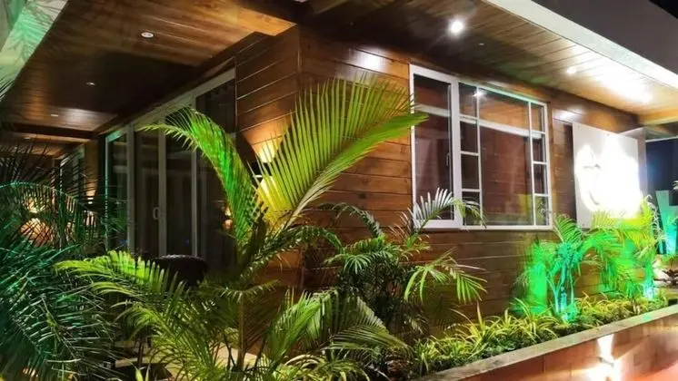 Shivers Oasis Luxury rooms
