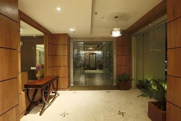 Hotel Shoolin Grand - Lobi