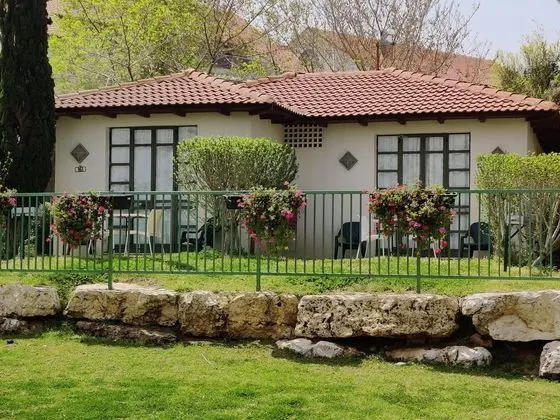 Shoresh Green Hills Family Suites Hotel - Öne Çıkan Resim