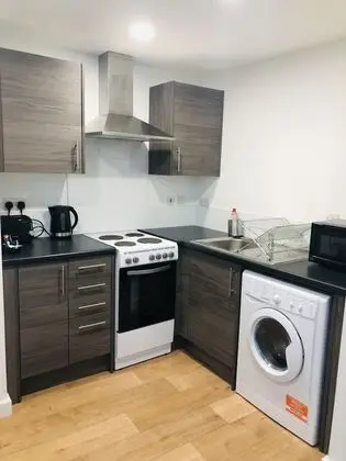 Showcase Apartments - Highcross House Apart Hotel - Yerinde Yemek
