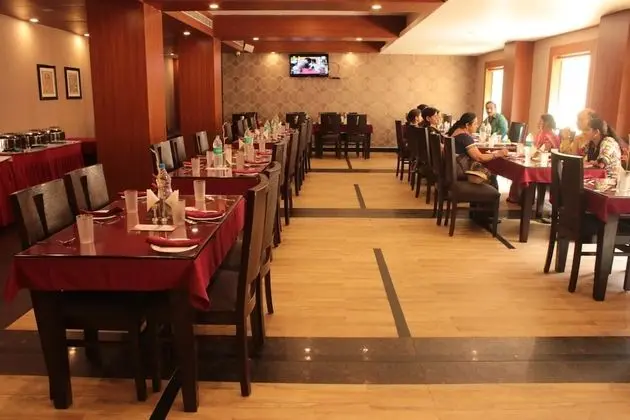 Hotel Shree Hari Grand - Yerinde Yemek