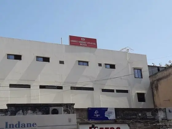 Hotel Shree Sidhhi Vinayak - 1