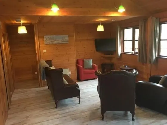 Shrew Lodge Hot Tub - İç Mekan