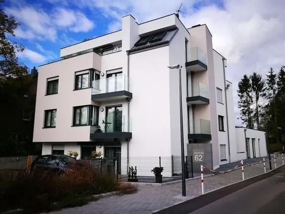 SHS Suite Home Sweet Strassen II - Dış Mekan