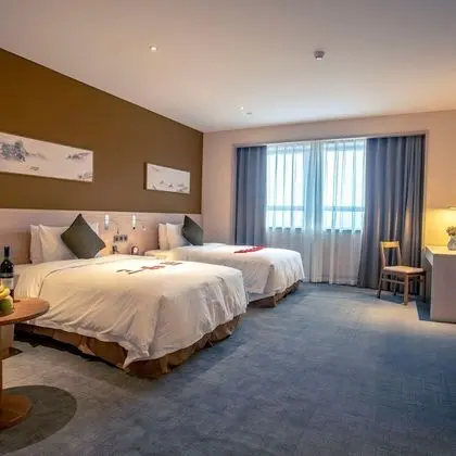 Shundi SHY Hotel Jinshan Lake Zhenjiang - Oda