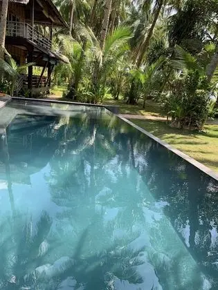 Siargao Inn Beach Resort - Havuz