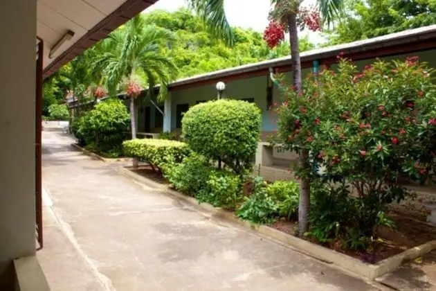 Sichang Shine Khao Resort - Dış Mekan