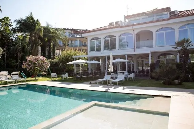 Sicilia's Residence Hotel Art & Spa - Havuz