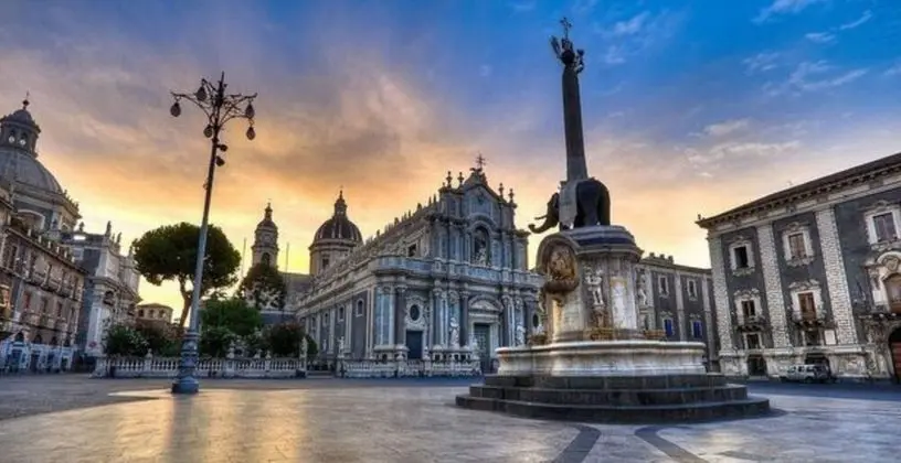 Sicily Loft in the Historical Catania
