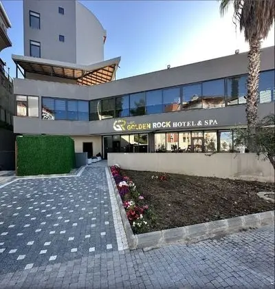 Side Golden Rock Hotel