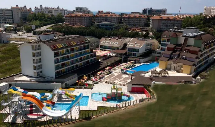 Side Win Hotel