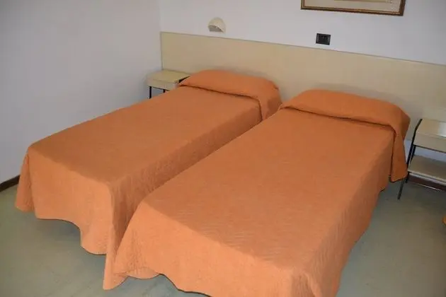 Hotel Sidney - Oda