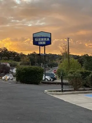 Sierra Inn