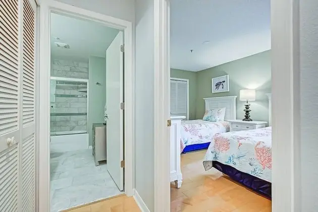 Siesta Bayside Condo - Oda