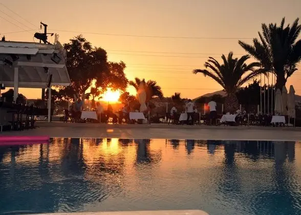 Siesta Beach Apart Hotel - Havuz