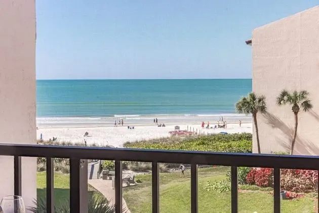 Siesta Breakers Ocean Views, 5th Floor