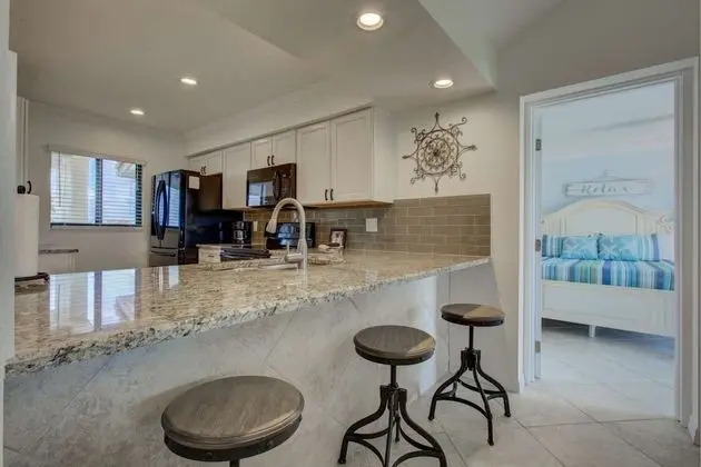Siesta Dunes on Siesta Key - Mutfak