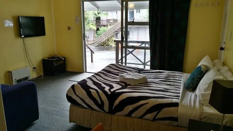 Siesta Motel