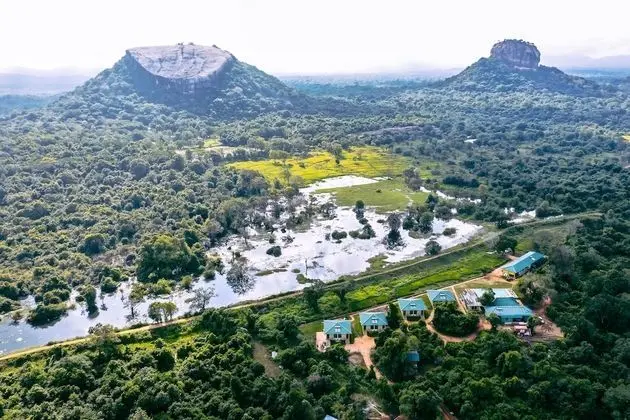 Sigiriya King's Resort