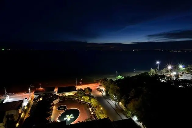 Sigma Resort Jomtien Pattaya - Havuz