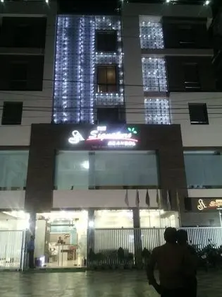 Hotel The Signature Asansol - Dış Mekan