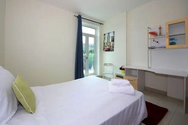Signature Holiday Home-Masakin Al Furjan - Oda