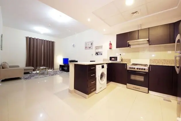 Signature Holiday Home - Red Residence - Mutfak