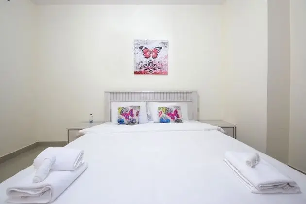 Signature Holiday Home - Red Residence - Oda
