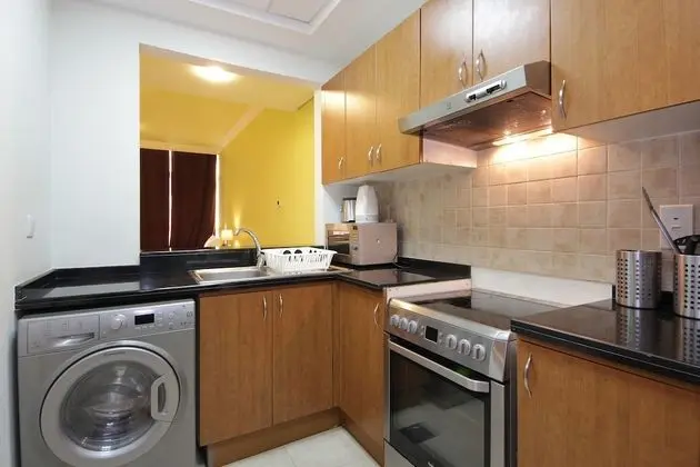 Signature Holiday Home - Venetian - Mutfak