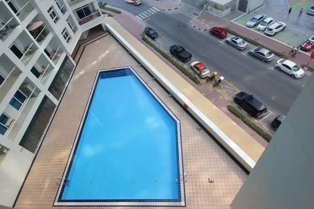 Signature Holiday Homes - Al Fahad Dubai - Havuz
