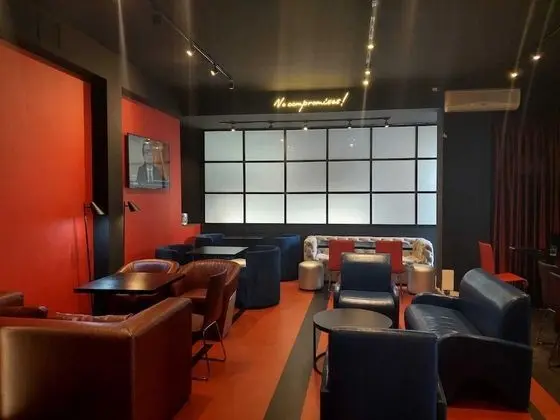 Signature Idea Hotel - Lobi