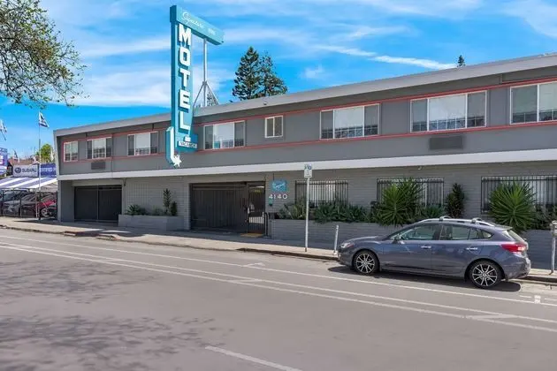 Signature Inn Oakland - Dış Mekan