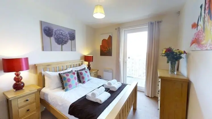 Signet Apartments - The Triangle - Oda