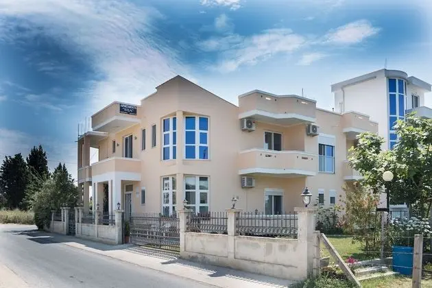 Sija Apartments