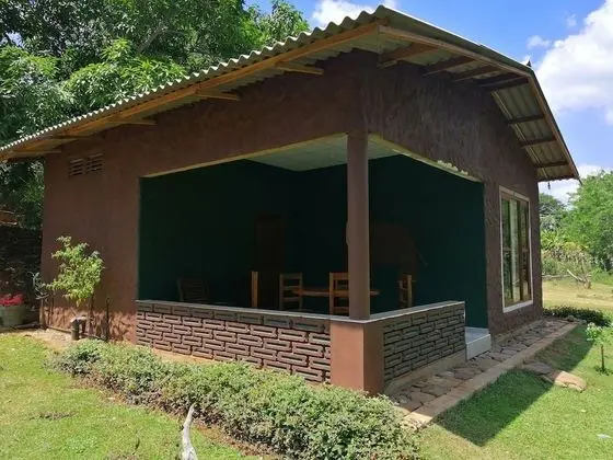 Silent Bungalow River Side - 1