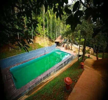 Silent Creek Resort
