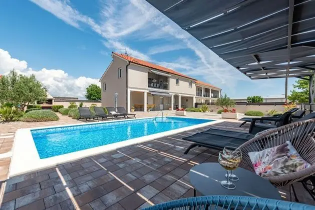 Villa Silentium Rural Area Heated Pool Volleyball Court Children s Playground - Öne Çıkan Resim