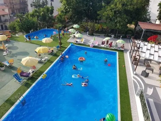 Silica Residence Hotel