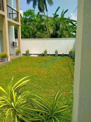Silina Residence Luxury Apartment in Katunayake - Dış Mekan