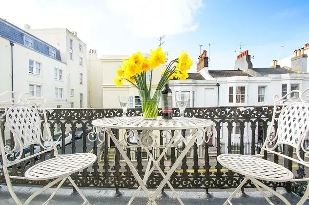 Sillwood Balcony Apartment Central by Brighton Holiday Lets
