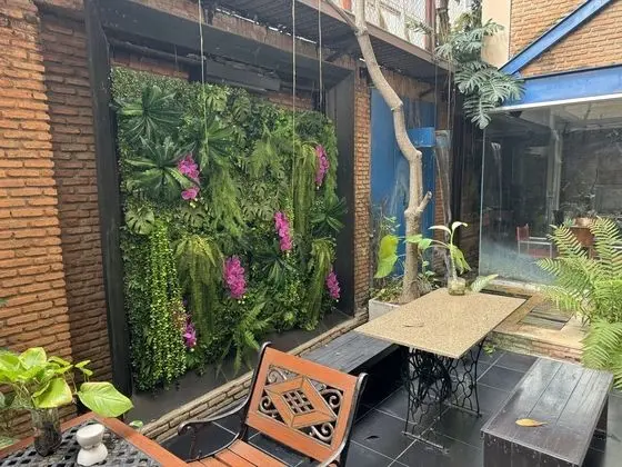 Silom convent garden - Lobi