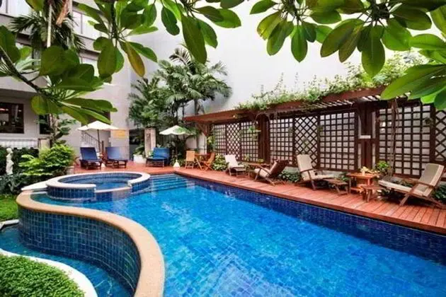 Silom Serene Boutique