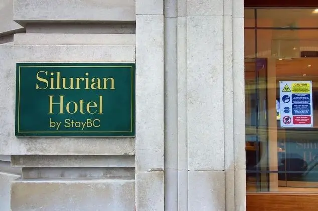 Silurian Hotel - Dış Mekan